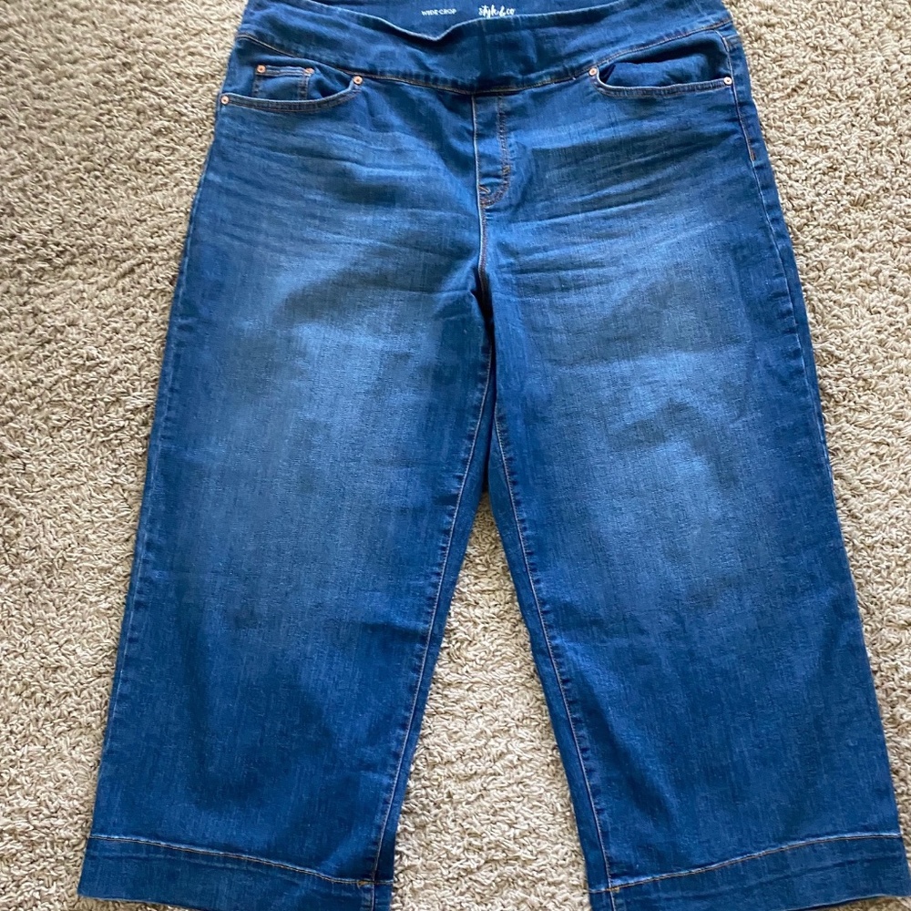 Style & Co Wide-Leg Cropped Jeans
